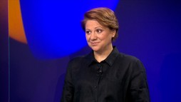 Cum discutăm cu adolescenții despre bani si cum stabilim bugetul pentru banii de buzunar. Expert: “E printre cele mai importante conversatii”