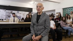 Românul care a proiectat zgârie-nori și aeroporturi. Arhitectul Dorin Ştefan a scos Capitala din griul monoton din communism