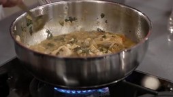 Yasmina Cheresteș - Tocăniță de pui tradițional ungurească