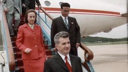 Tovarășu' - Episodul 2: Gloria