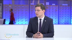 “E mai ușor să iei bani de la UE decât de la primar”. Avem 3 miliarde de euro pentru Educație, dar nu știm să-i luăm
