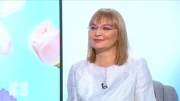 Dr. Diana Plăcintescu, medic primar dermatolog - Cum se îngrijește pielea în peri și post menopauză?