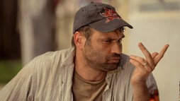 Sezonul 4, Episodul 1