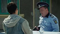 Episodul 3: Azil politic