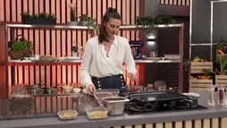 Roxana Cionca - Ou de ciocolată cu fistic