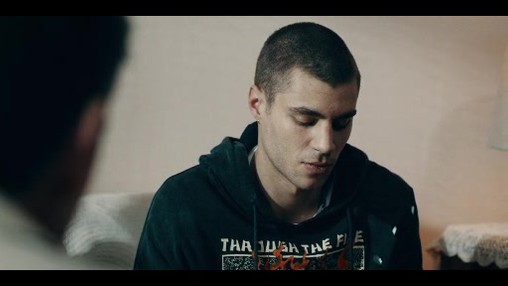 Episodul 2: 17. Negru