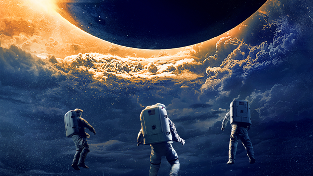 „Luna în cădere” – când gravitația nu mai ține lumea în echilibru, iar adevărul din spatele Lunii devine cea mai periculoasă descoperire. Dă-i play pe VOYO și intră într-o cursă contra timpului în care fiecare secundă te apropie de impact!