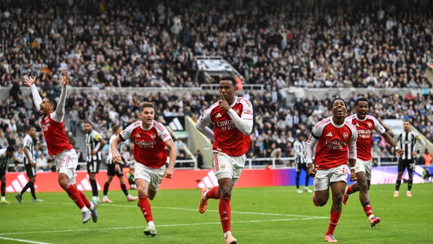 Liverpool, răpusă, Arsenal face „remontada” și City marchează cinci! Cum a arătat etapa a șasea din Premier League