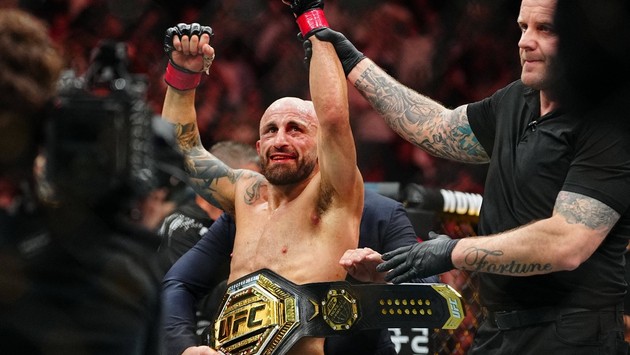Când există pasiune, vârsta e doar un număr!  Meci istoric în UFC 314