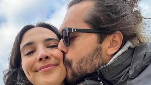 Alperen Duymaz, actorul principal din serialul Leyla, are o iubită superbă! Cine este Kübra Kelkit, femeia care i-a oferit un copil