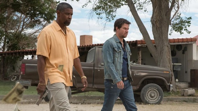 Vrei un film de acțiune bun fără să cauți prea mult? 2 Guns cu Denzel Washington și Mark Wahlberg de pe VOYO livrează exact ce promite