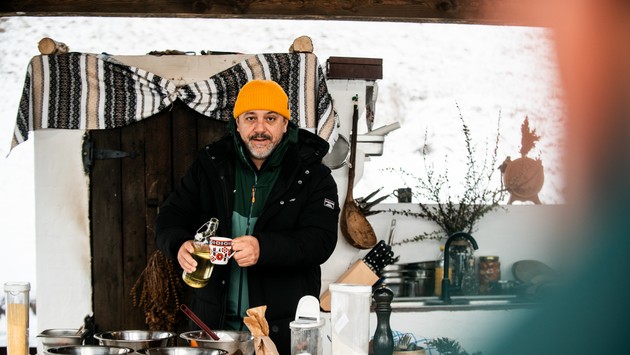 Cum au gătit chef Sorin Bontea și chef Cătălin Scărlătescu păstrăv, în al patrulea episod „Pe drumul gustului”