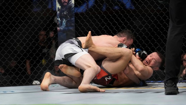 UFC 323: Dvalishvili vs Yan 2 este duminică, 7 decembrie, LIVE pe VOYO! S-ar putea produce o premieră în istoria competiției