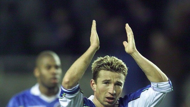 Câți fotbaliști români au jucat în Premier League? Debutul fabulos din 1994 și campionul cu Liverpool care are origini în România