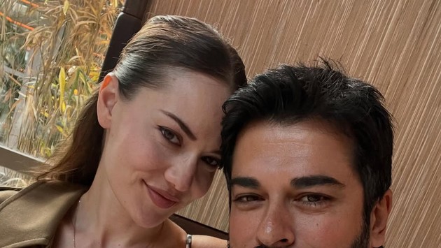 Burak Özçivit, considerat cel mai chipeș actor turc, și-a ras barba după mai mulți ani. Fanii au crezut că e o glumă: „Arătai mai bine înainte”