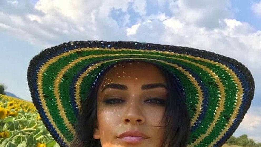 SnapInsta.to_67098817_353466698933467_5594050010247191265_n (1)