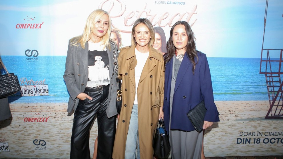 Dana Savuica, Carmen Negoita
